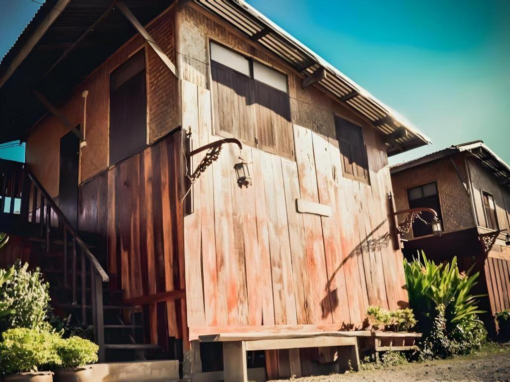 Jidapa Resort Phra Nakhon Si Ayutthaya Exteriör bild