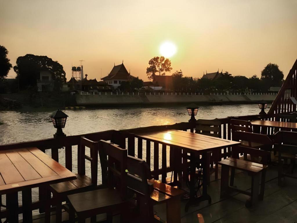 Jidapa Resort Phra Nakhon Si Ayutthaya Exteriör bild