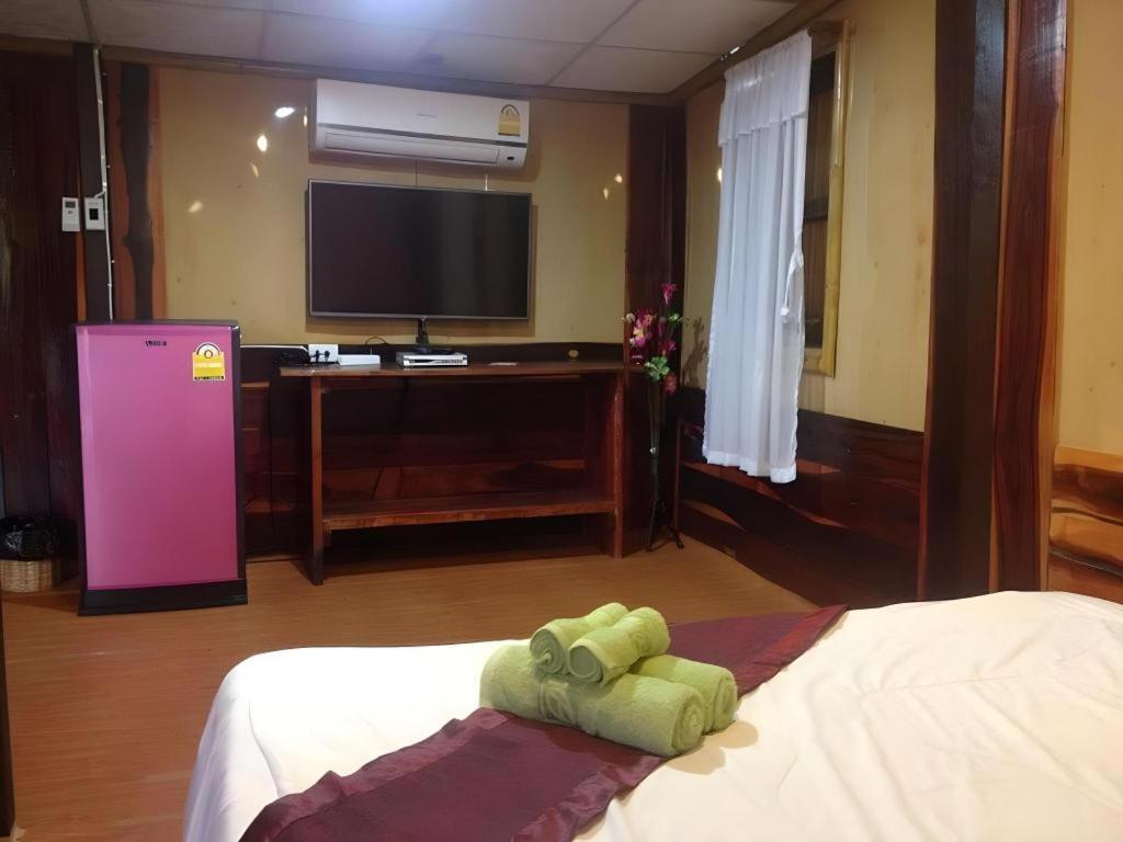 Jidapa Resort Phra Nakhon Si Ayutthaya Exteriör bild