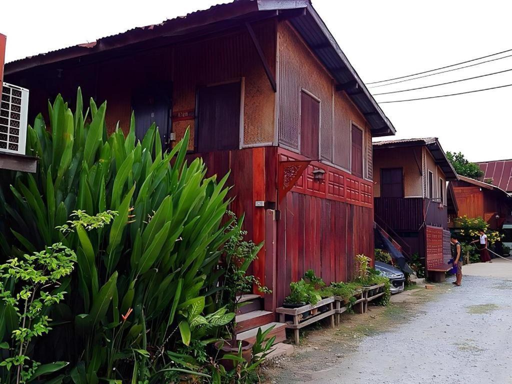 Jidapa Resort Phra Nakhon Si Ayutthaya Exteriör bild