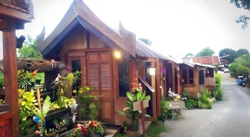 Jidapa Resort Phra Nakhon Si Ayutthaya Exteriör bild