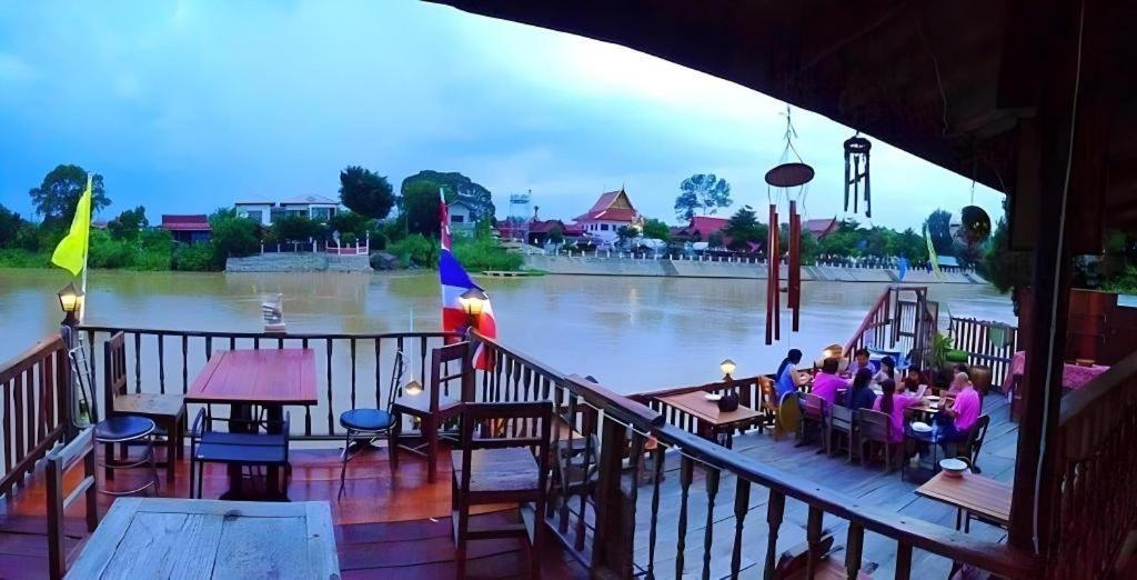Jidapa Resort Phra Nakhon Si Ayutthaya Exteriör bild