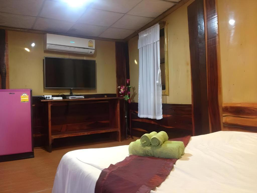 Jidapa Resort Phra Nakhon Si Ayutthaya Exteriör bild